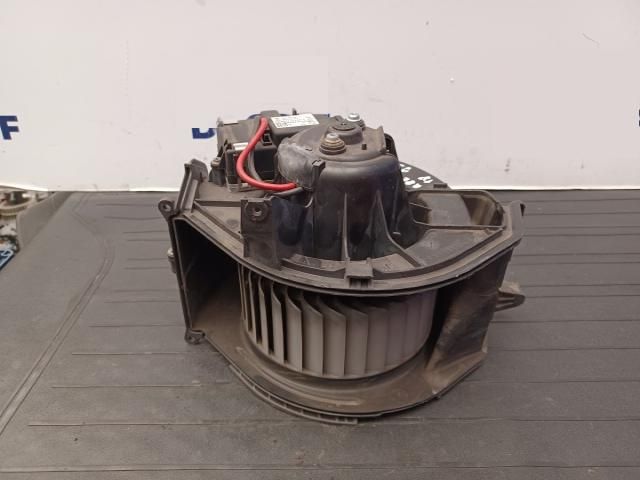 bontott AUDI A6 C6 Klímahűtő Ventilátor