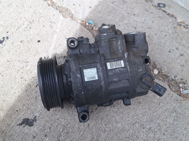 bontott AUDI A6 C6 Klímakompresszor