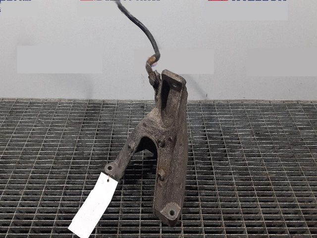 bontott AUDI A6 C6 Motor Tartó Bak Jobb