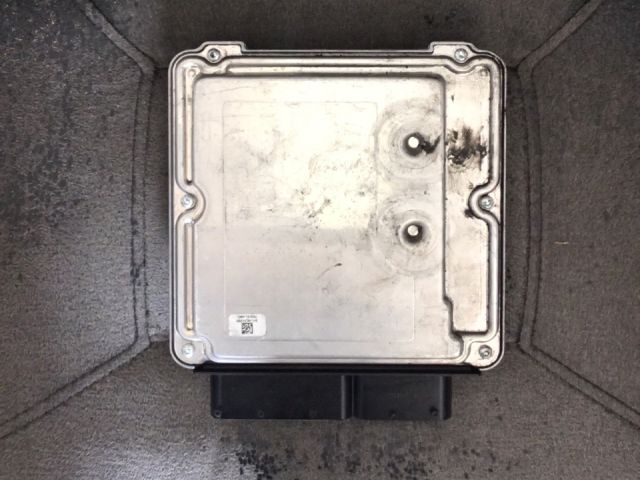 bontott AUDI A6 C6 Motorvezérlő