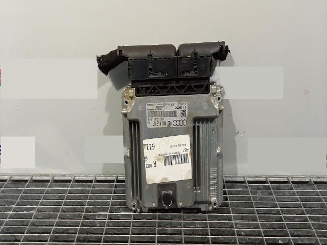 bontott AUDI A6 C6 Motorvezérlő