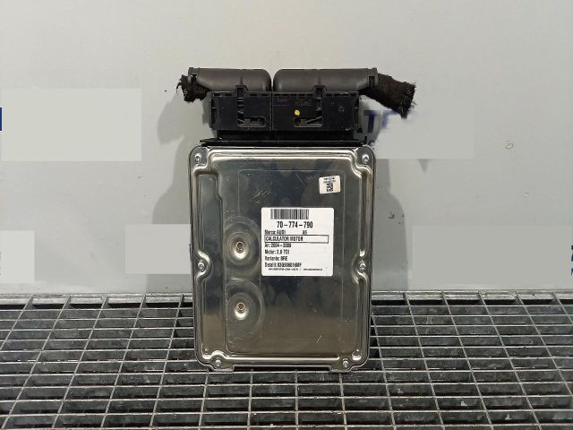 bontott AUDI A6 C6 Motorvezérlő