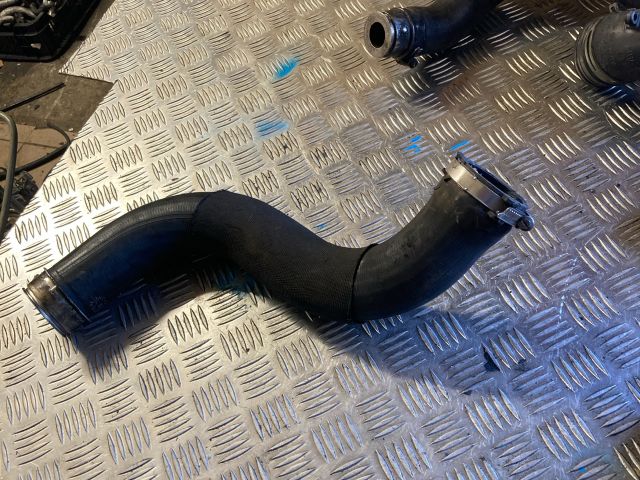 bontott AUDI A6 C6 Turbócső