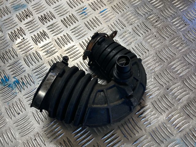 bontott AUDI A6 C6 Turbócső