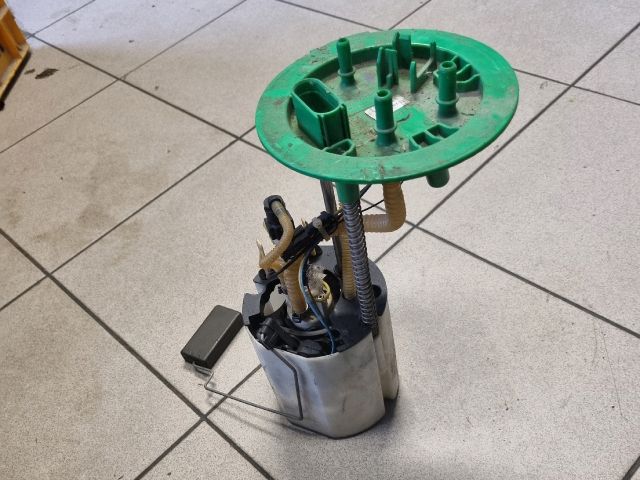 bontott AUDI A6 C6 Üzemanyag Szivattyú