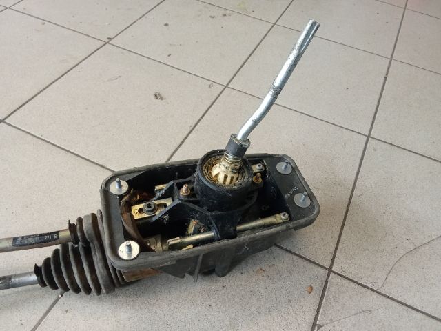 bontott AUDI A6 C6 Váltó Kulissza