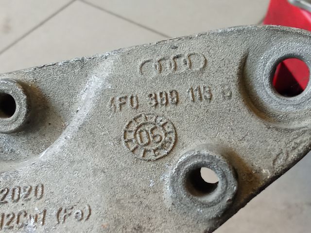 bontott AUDI A6 C6 Váltó Tartó Bak (Pozíciófüggetlen)