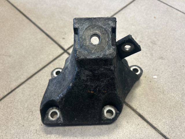 bontott AUDI A6 C6 Váltó Tartó Bak (Pozíciófüggetlen)