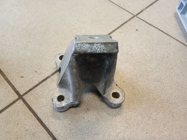 bontott AUDI A6 C6 Váltó Tartó Bak (Pozíciófüggetlen)