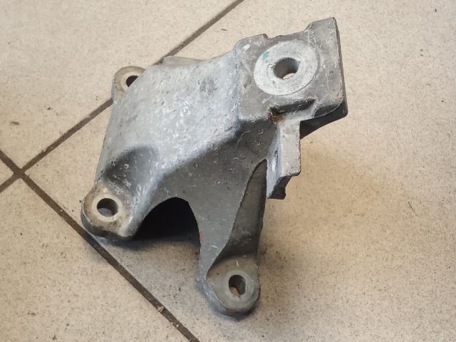 bontott AUDI A6 C6 Váltó Tartó Bak (Pozíciófüggetlen)