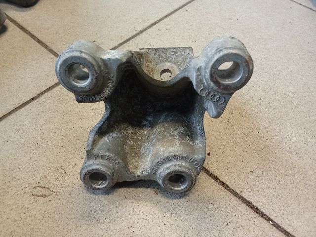 bontott AUDI A6 C6 Váltó Tartó Bak (Pozíciófüggetlen)