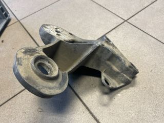 bontott AUDI A6 C6 Váltó Tartó Bak (Pozíciófüggetlen)