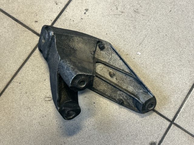 bontott AUDI A6 C6 Váltó Tartó Bak (Pozíciófüggetlen)