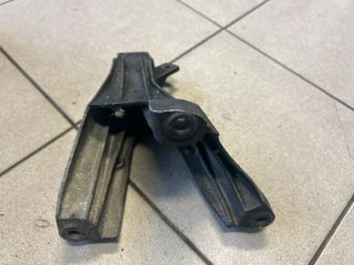 bontott AUDI A6 C6 Váltó Tartó Bak (Pozíciófüggetlen)