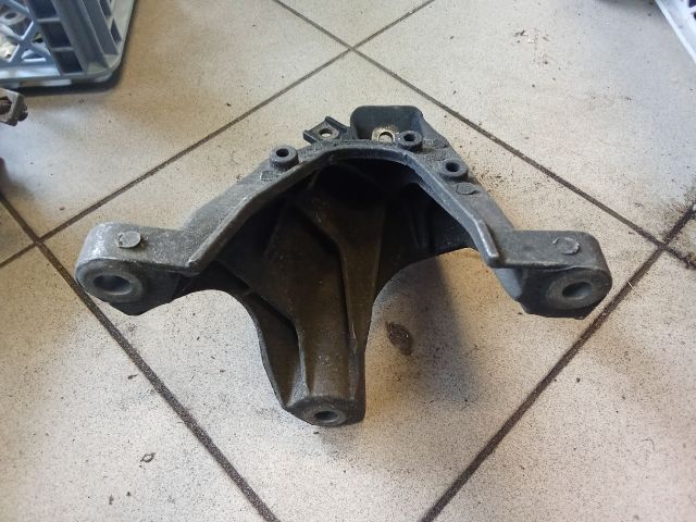 bontott AUDI A6 C6 Váltó Tartó Bak (Pozíciófüggetlen)