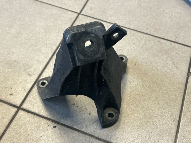 bontott AUDI A6 C6 Váltó Tartó Bak (Pozíciófüggetlen)