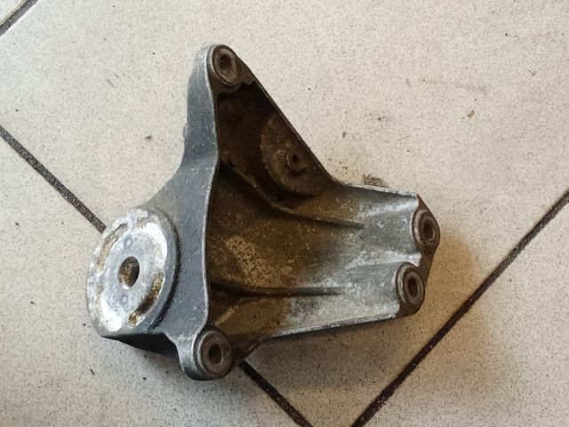 bontott AUDI A6 C6 Váltó Tartó Bak (Pozíciófüggetlen)