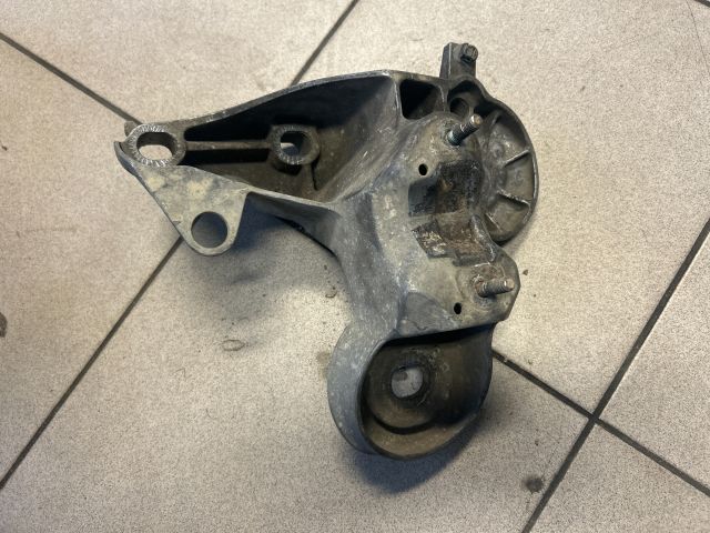 bontott AUDI A6 C6 Váltó Tartó Bak (Pozíciófüggetlen)