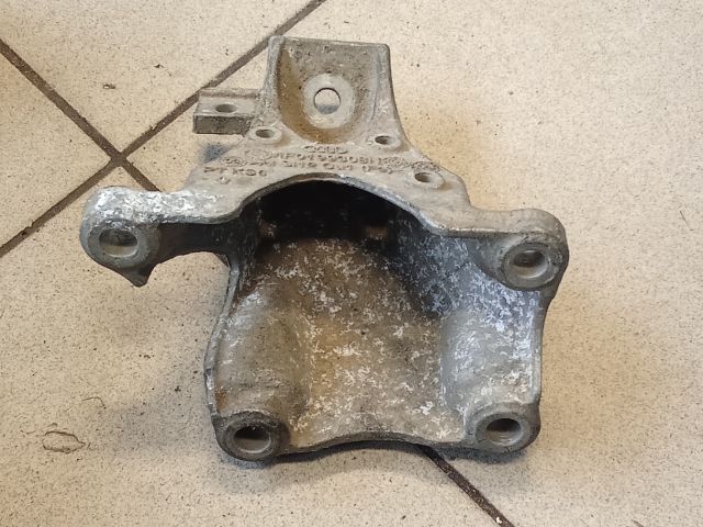 bontott AUDI A6 C6 Váltó Tartó Bak (Pozíciófüggetlen)