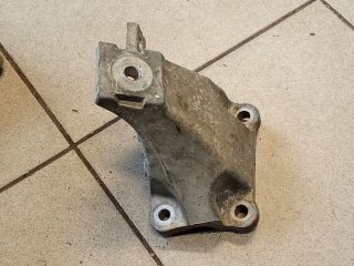 bontott AUDI A6 C6 Váltó Tartó Bak (Pozíciófüggetlen)