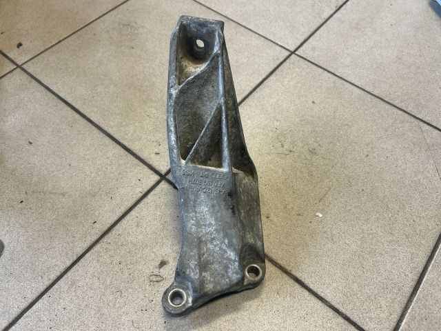 bontott AUDI A6 C6 Váltó Tartó Bak (Pozíciófüggetlen)