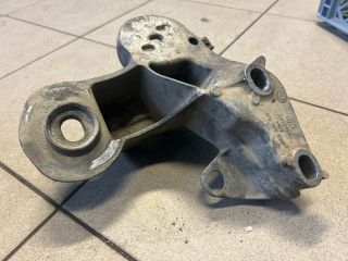 bontott AUDI A6 C6 Váltó Tartó Bak (Pozíciófüggetlen)