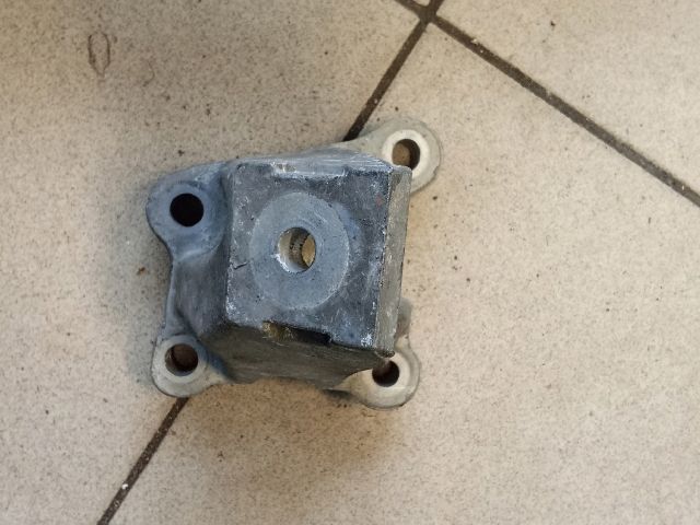 bontott AUDI A6 C6 Váltó Tartó Bak (Pozíciófüggetlen)