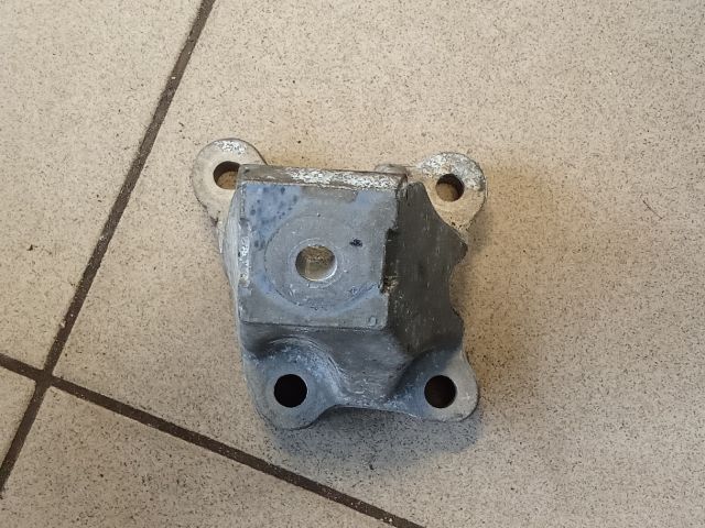 bontott AUDI A6 C6 Váltó Tartó Bak (Pozíciófüggetlen)