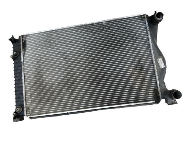 bontott AUDI A6 C6 Vízhűtő Radiátor (Klímás)