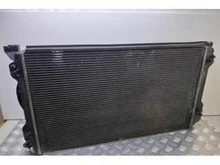 bontott AUDI A6 C6 Vízhűtő Radiátor (Nem klímás)