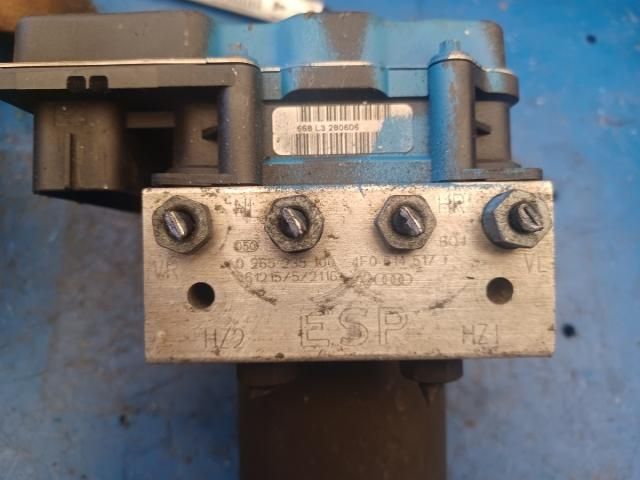 bontott AUDI A6 C6 ABS Kocka