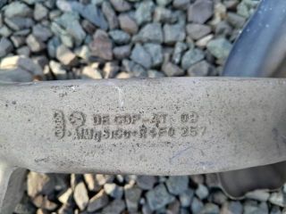 bontott AUDI A6 C6 Bal első Csonkállvány