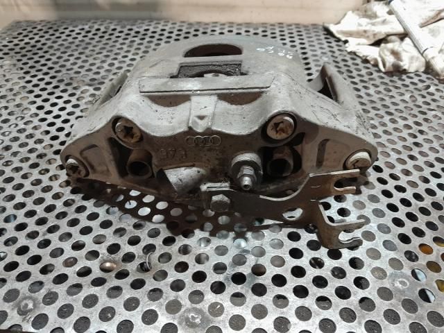 bontott AUDI A6 C6 Bal első Féknyereg Munkahengerrel