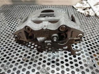 bontott AUDI A6 C6 Bal első Féknyereg Munkahengerrel