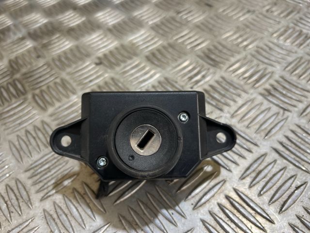 bontott AUDI A6 C6 Gyújtáskapcsoló