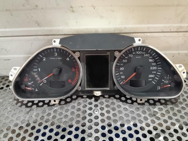 bontott AUDI A6 C6 Kilométeróra