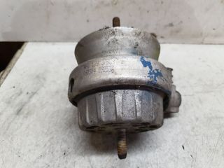 bontott AUDI A6 C6 Motor Tartó Bak Bal