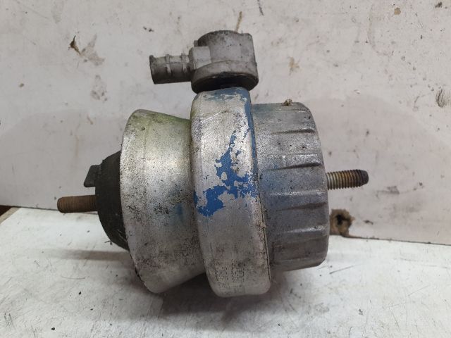 bontott AUDI A6 C6 Motor Tartó Bak Bal