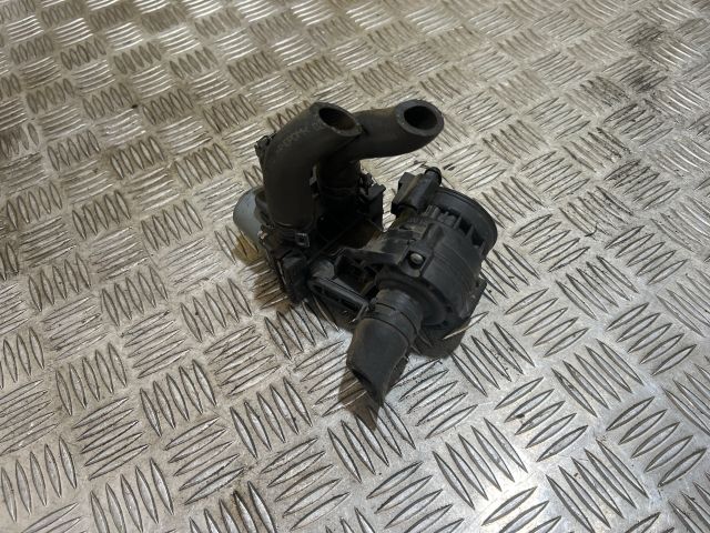 bontott AUDI A6 C6 Vízpumpa