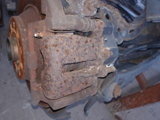 bontott AUDI A6 C6 Bal hátsó Féknyereg Munkahengerrel