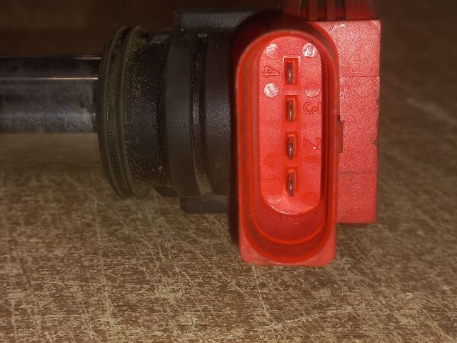 bontott AUDI A6 C6 Gyújtótrafó