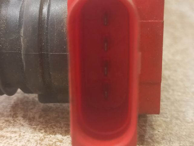 bontott AUDI A6 C6 Gyújtótrafó