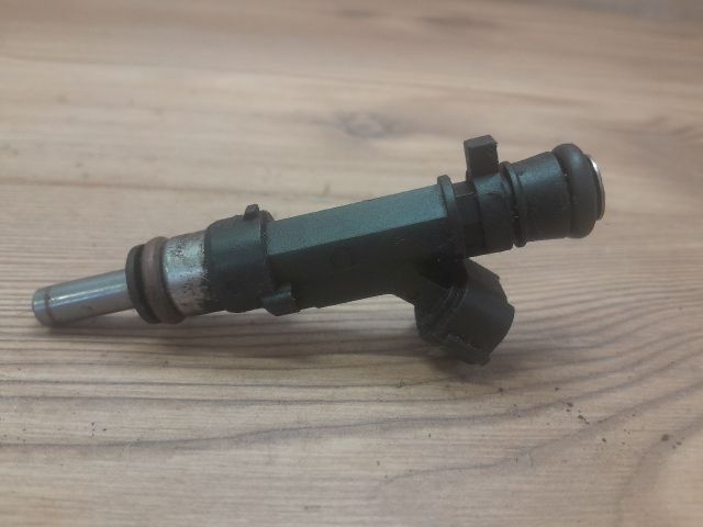 bontott AUDI A6 C6 Porlasztó (1 db)