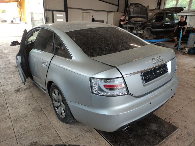 bontott AUDI A6 C6 Tankbetöltő Cső (Fém)