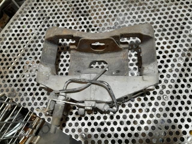 bontott AUDI A6 C6 Bal első Féknyereg Munkahengerrel