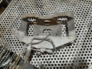 bontott AUDI A6 C6 Bal első Féknyereg Munkahengerrel