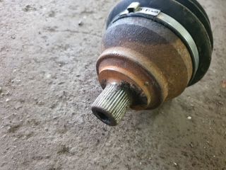 bontott AUDI A6 C6 Bal Féltengely