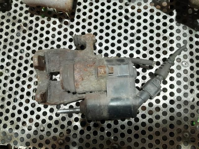 bontott AUDI A6 C6 Bal hátsó Féknyereg Munkahengerrel