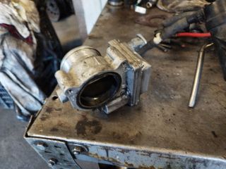 bontott AUDI A6 C6 Fojtószelep (Elektromos)