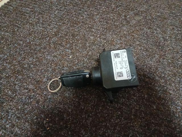 bontott AUDI A6 C6 Gyújtáskapcsoló Házzal